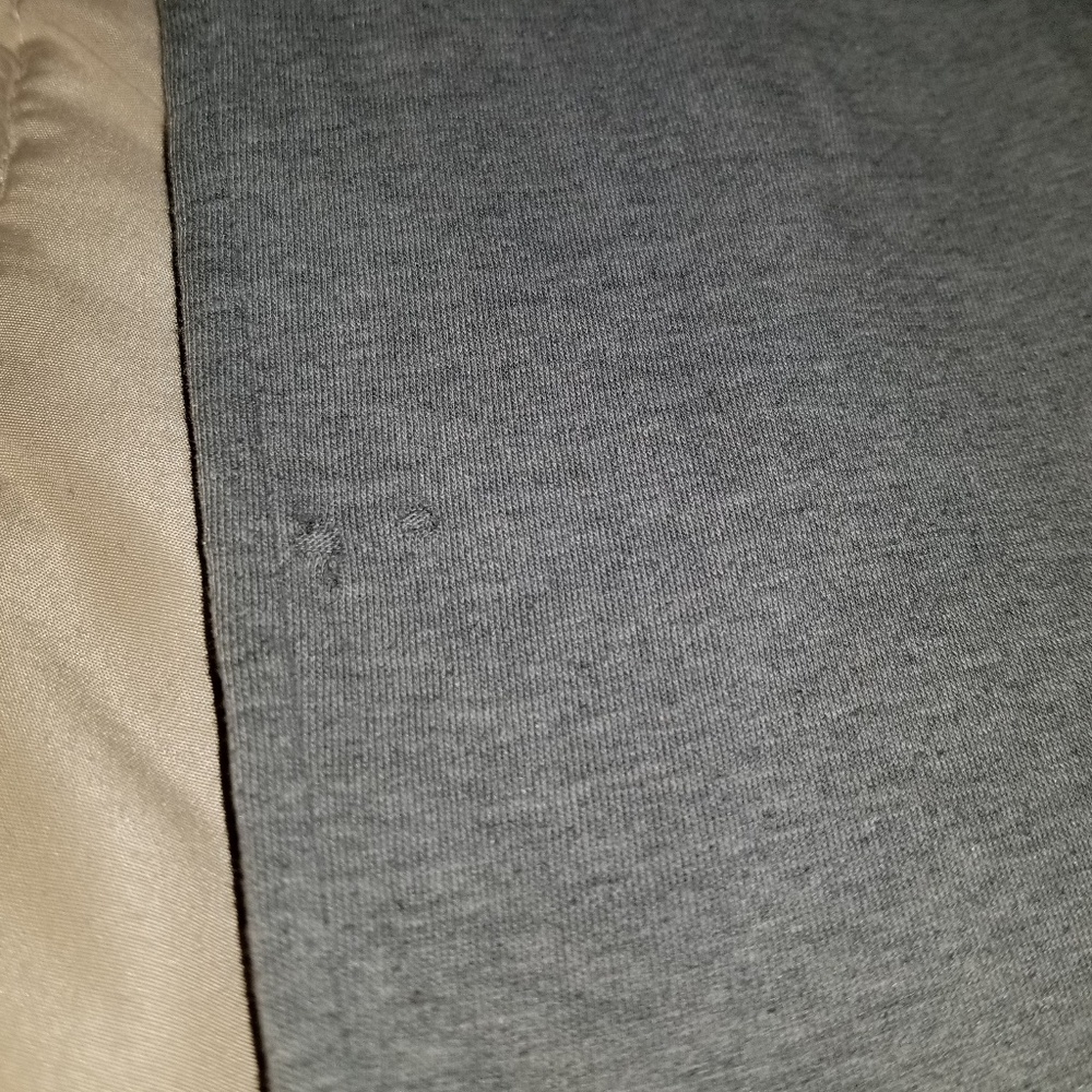 Men size Medium AE shirt - Picture 4 of 5